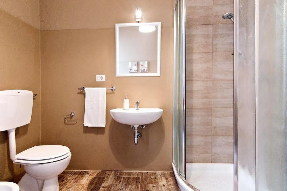 Blulassu City Center Rooms Кальяри Экстерьер фото