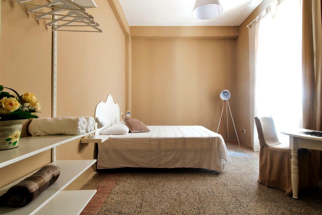 Blulassu City Center Rooms Кальяри Экстерьер фото