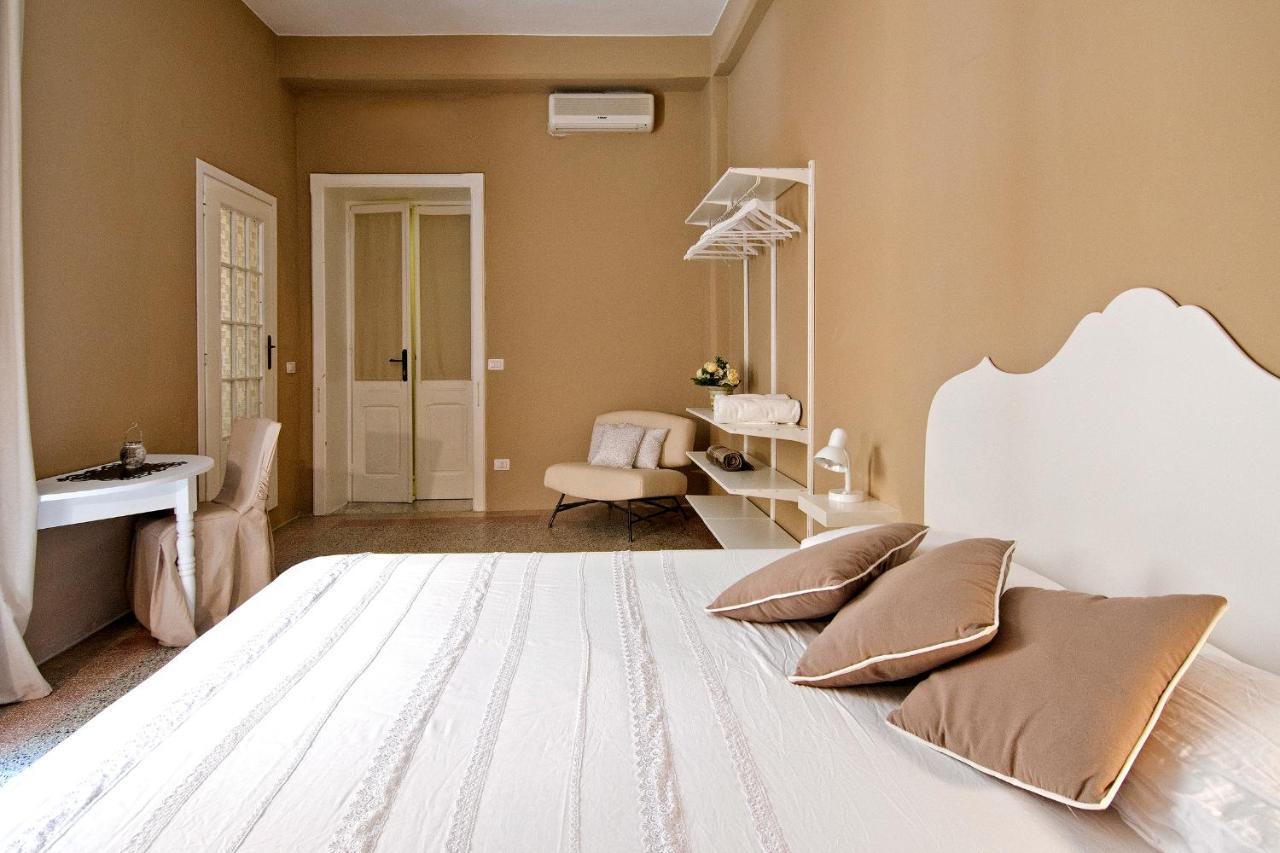 Blulassu City Center Rooms Кальяри Экстерьер фото